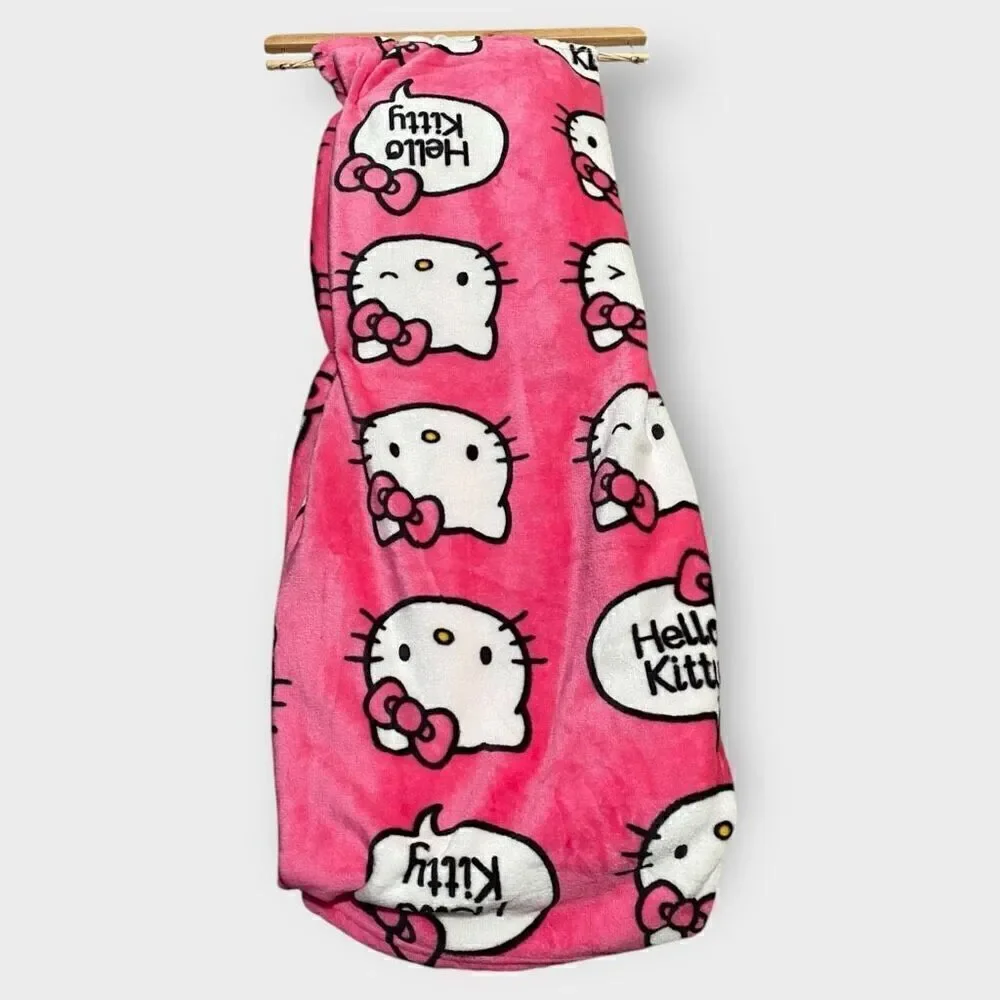 Hello Kitty Sanrio “Chat Bubble” Plush Silk Touch Pink Throw Blanket 50